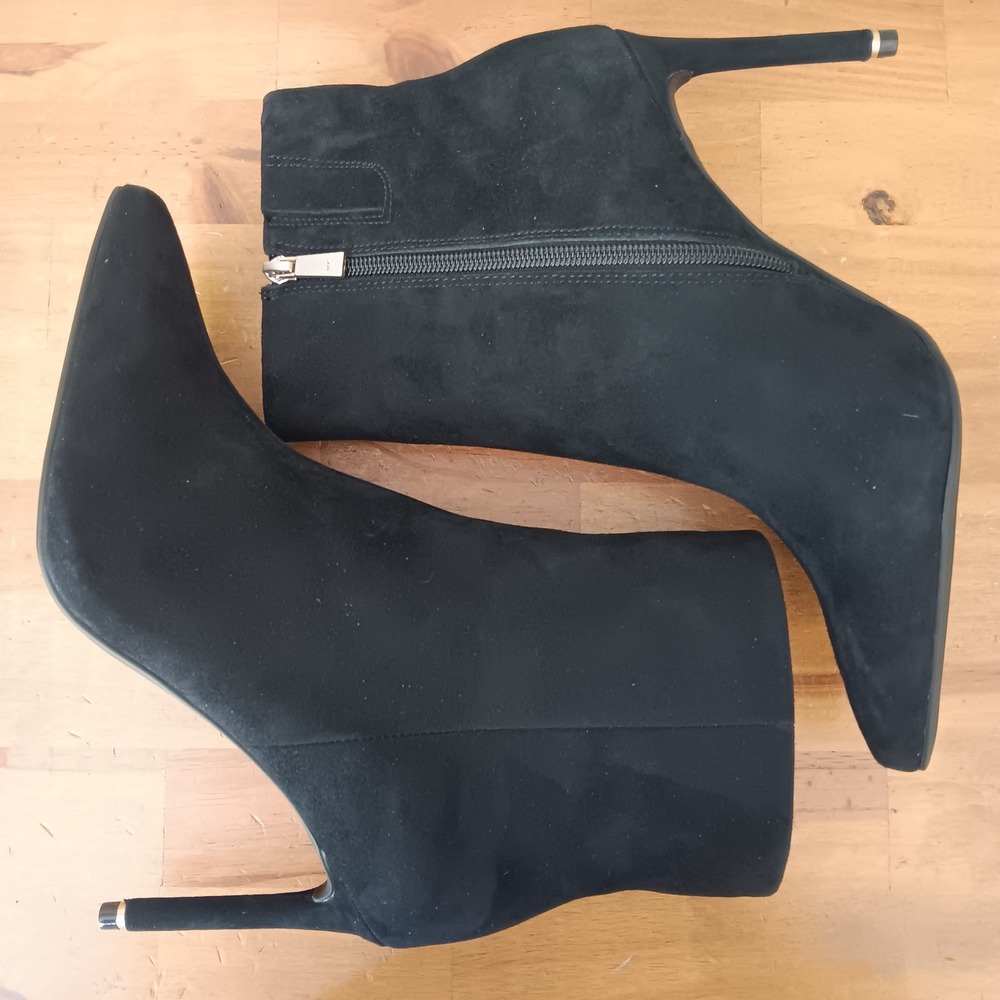 Kenneth Cole Quincy Boots Womens 10 Black Suede Stiletto NWB KL24QUI00 - Picture 6 of 9